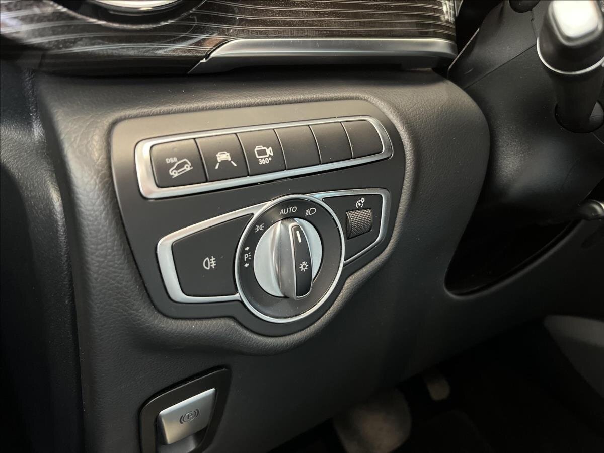 Mercedes-Benz Třídy V MPV 2,0 l 174 kw