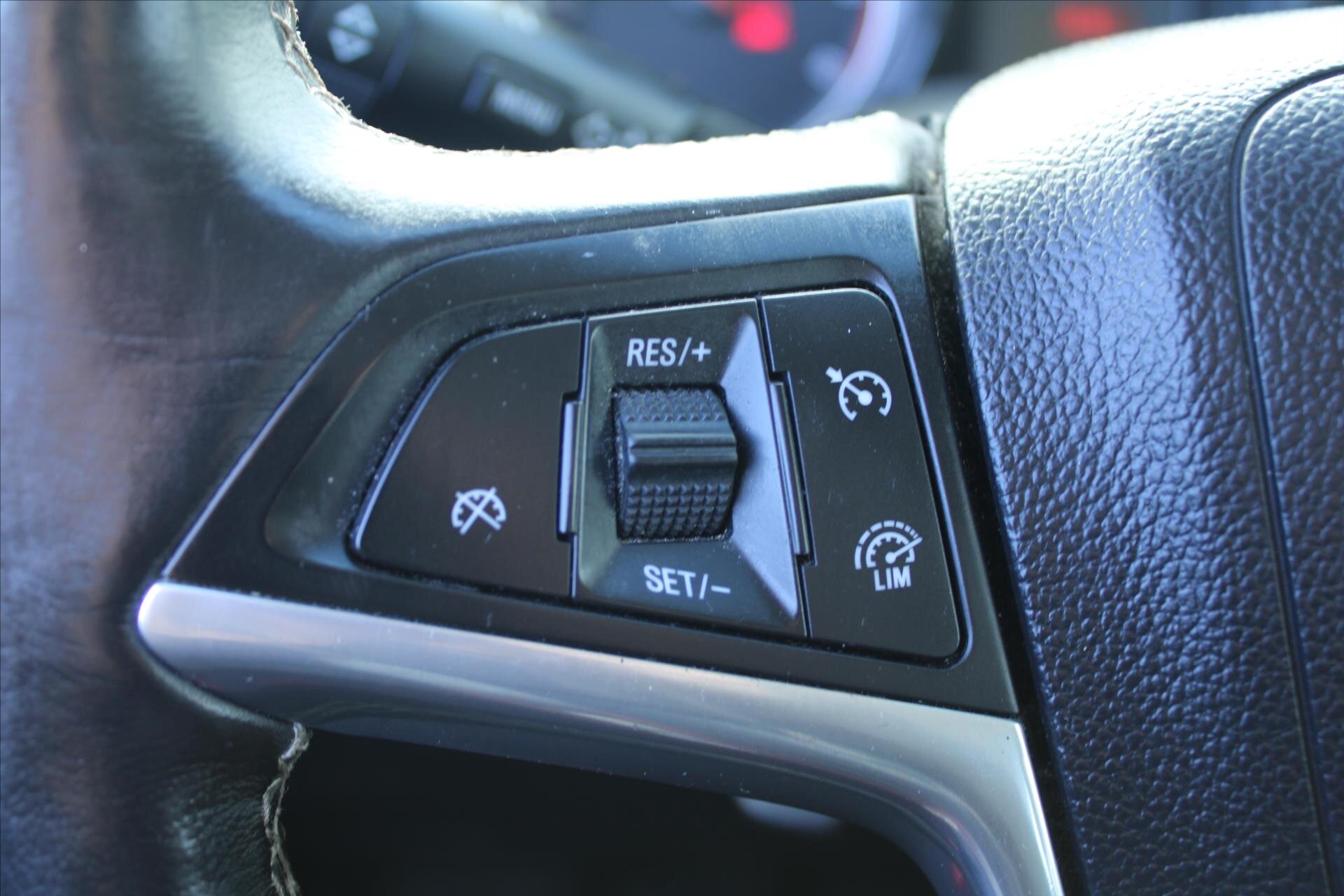 Opel Mokka SUV / Terénní 1,7 l 96 kw