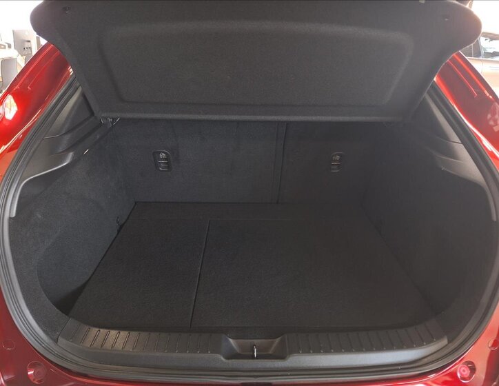 Mazda CX-30 SUV / Terénní 2,5 l 103 kw