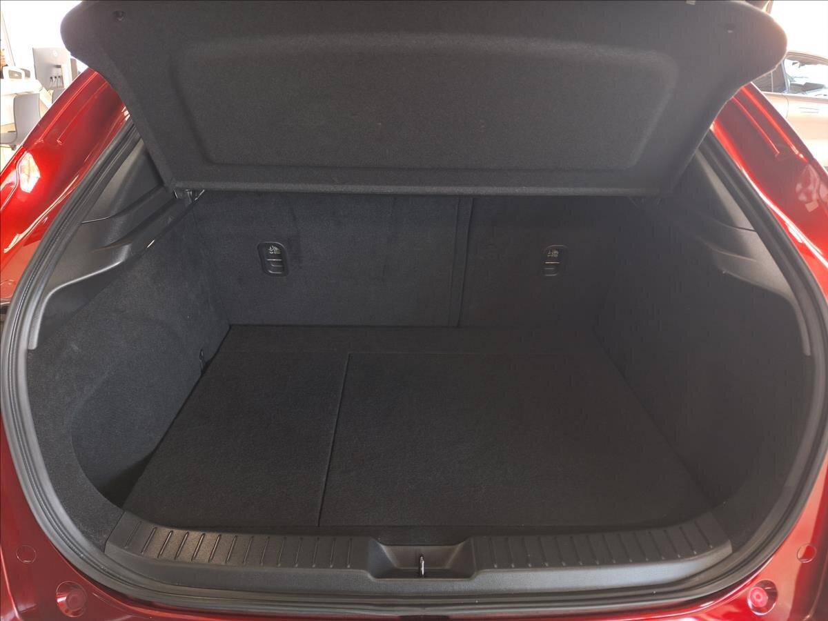 Mazda CX-30 SUV / Terénní 2,5 l 103 kw