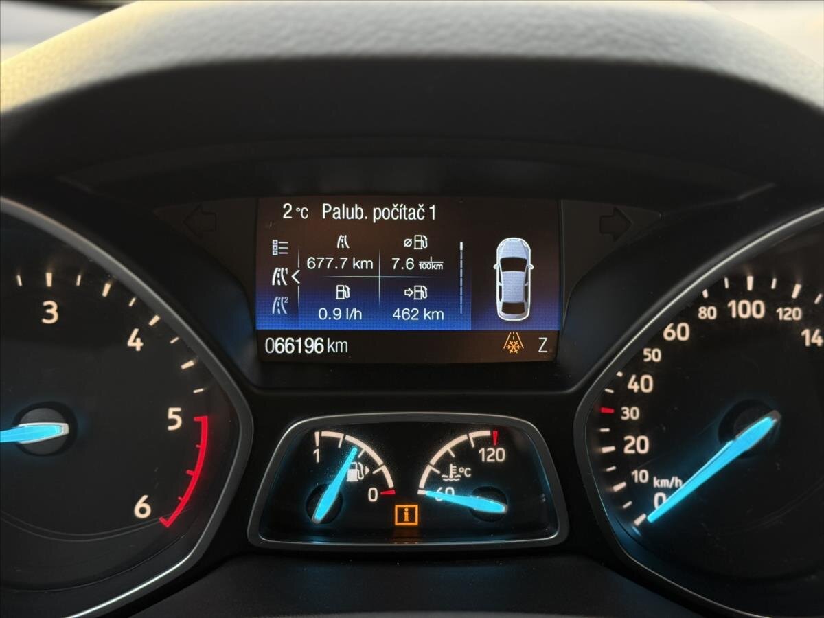 Ford Kuga SUV / Terénní 2,0 l 110 kw