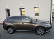 Mitsubishi Outlander 5