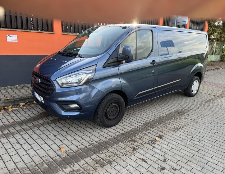 Ford Transit Custom 1