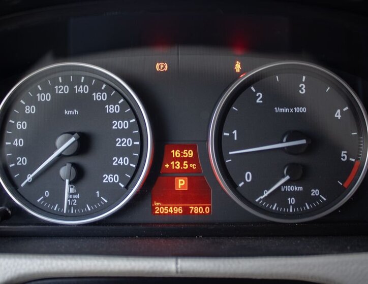 BMW X5 SUV / Terénní 3,0 l 225 kw