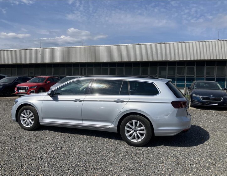 Volkswagen Passat Kombi 2,0 l 110 kw