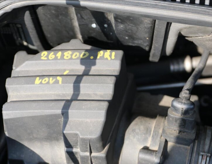 Volkswagen Multivan MPV 2,5 l 128 kw