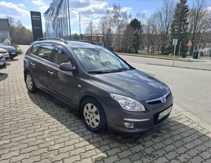 Hyundai i30 Kombi 1,6 l 84 kw