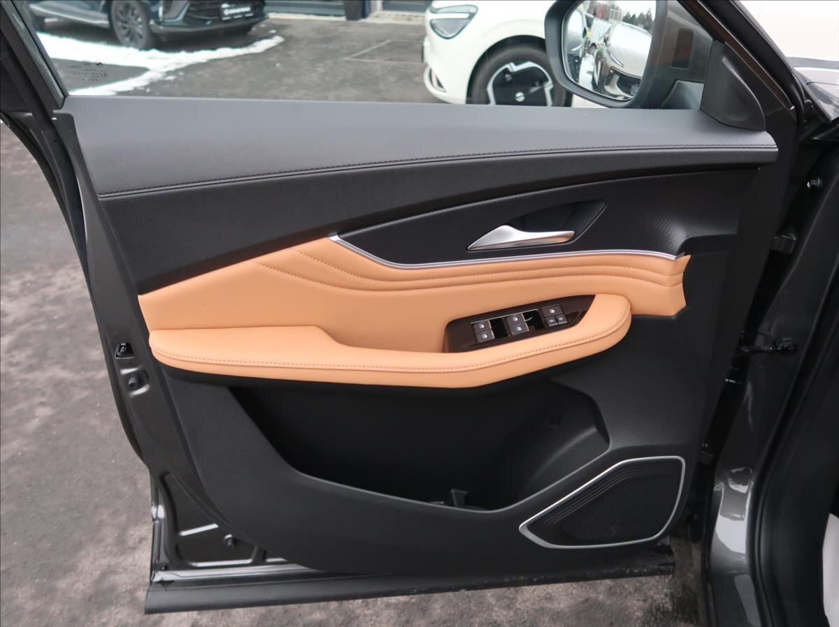 Dongfeng T5 EVO SUV 1,5 l 130 kw