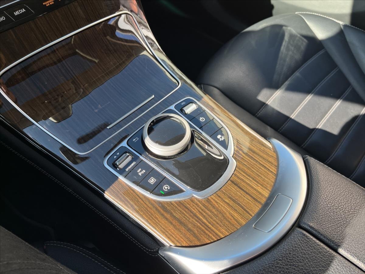 Mercedes-Benz GLC SUV / Terénní 2,1 l 120 kw