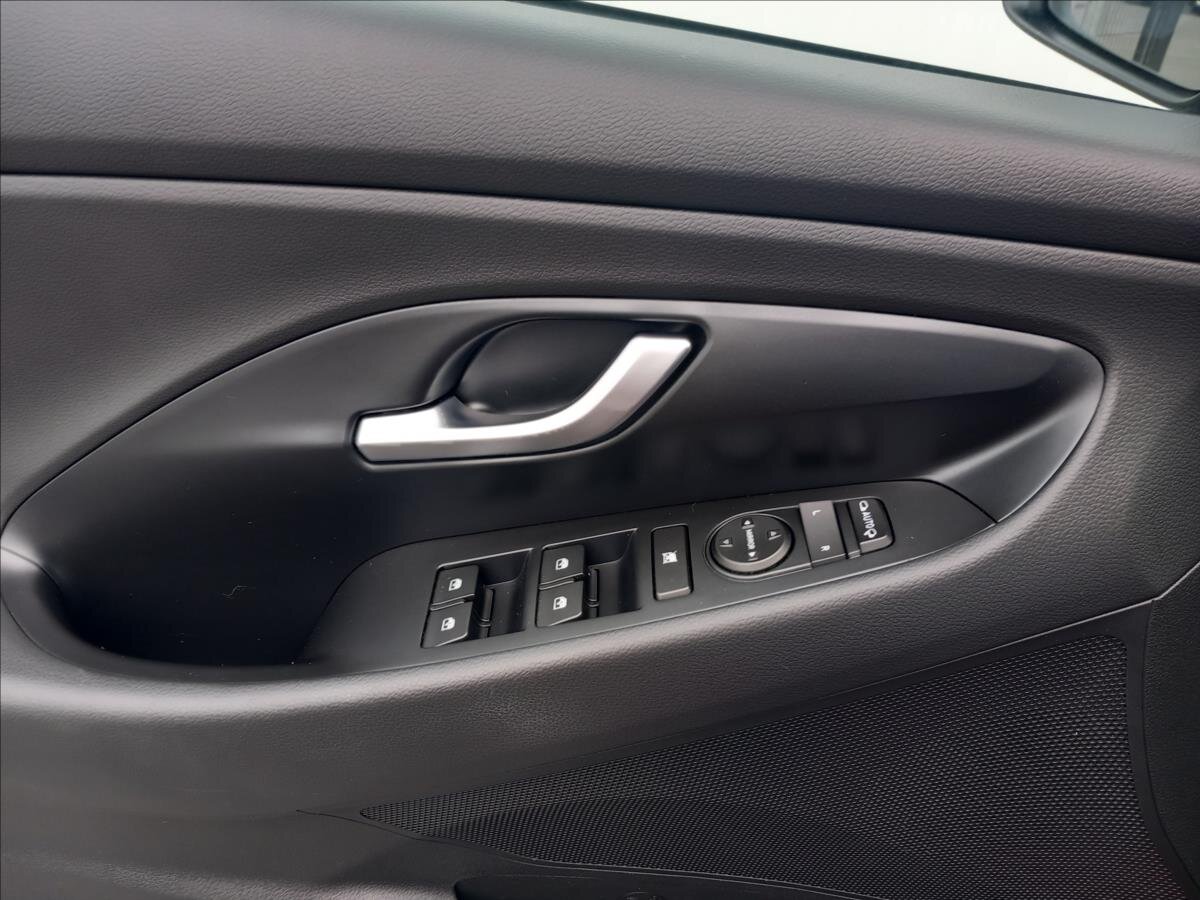 Hyundai i30 Liftback 998,0 88 kw