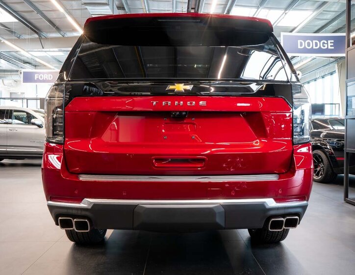 Chevrolet Tahoe SUV 6,2 l 313 kw