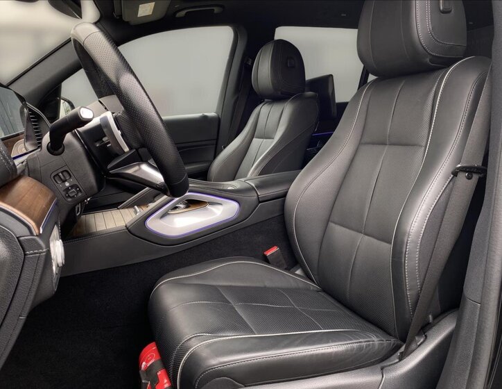 Mercedes-Benz GLS SUV / Terénní 4,0 l 380 kw