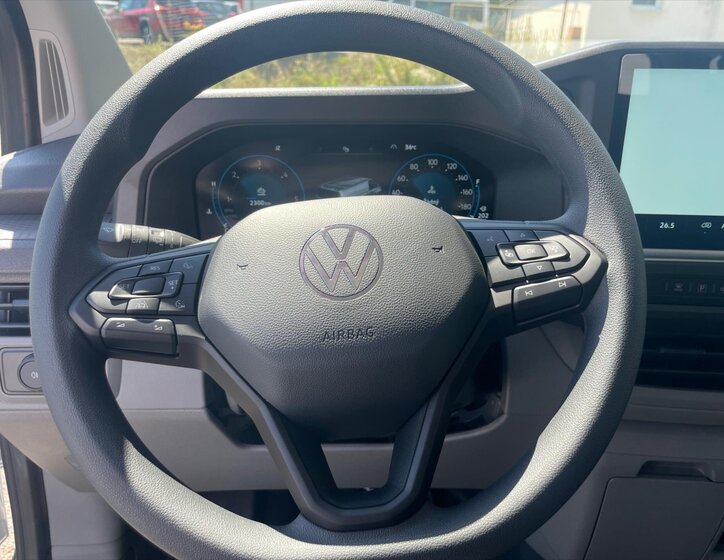 Volkswagen Caravelle 8