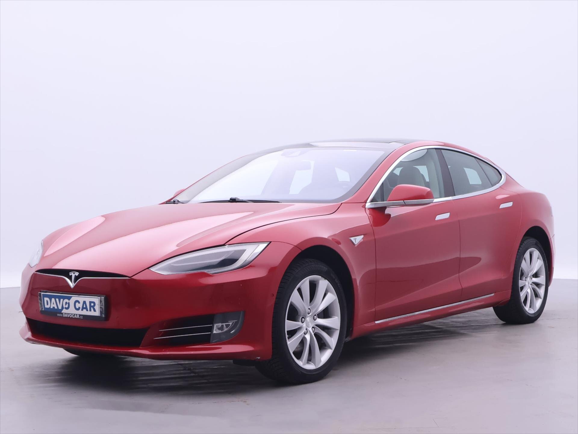 Tesla Model S Sedan / Limuzína 0,0 193 kw