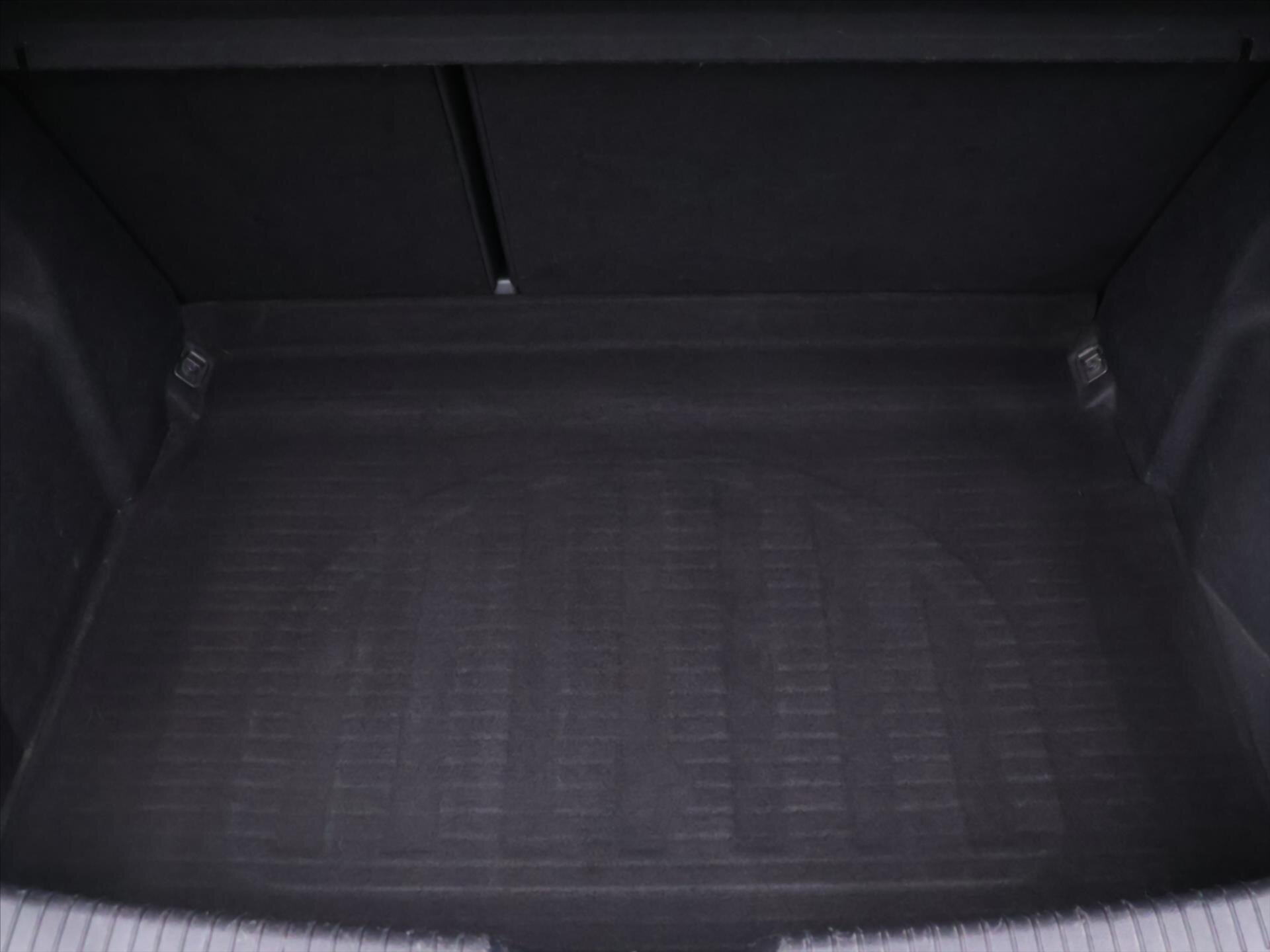 KIA Ceed Hatchback 1,6 l 99 kw