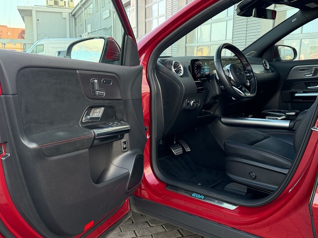 Mercedes-Benz EQA SUV / Terénní 0,0 140 kw