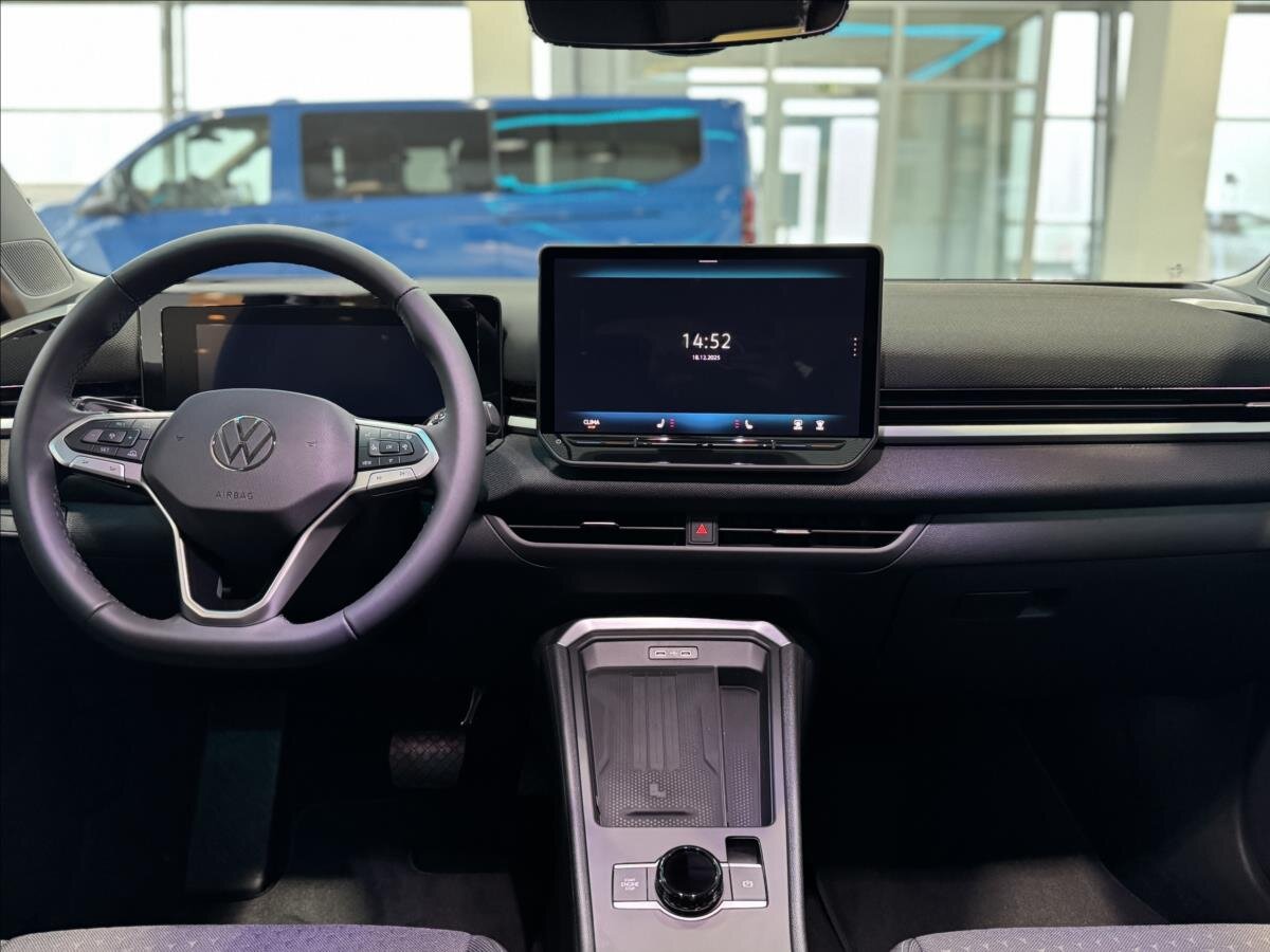 Volkswagen T-Roc SUV 1,5 l 110 kw