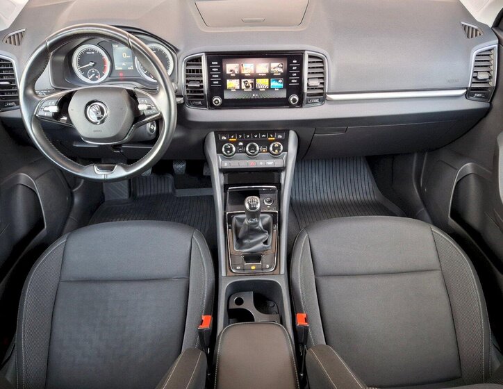 Škoda Karoq SUV / Terénní 1,5 l 110 kw