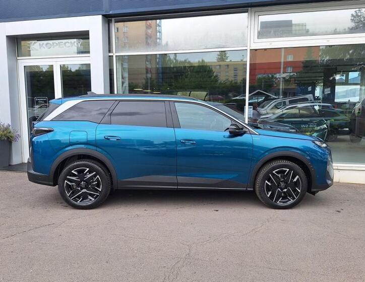 Peugeot 5008 8