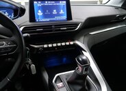 Peugeot 3008 MPV 1,2 l 96 kw