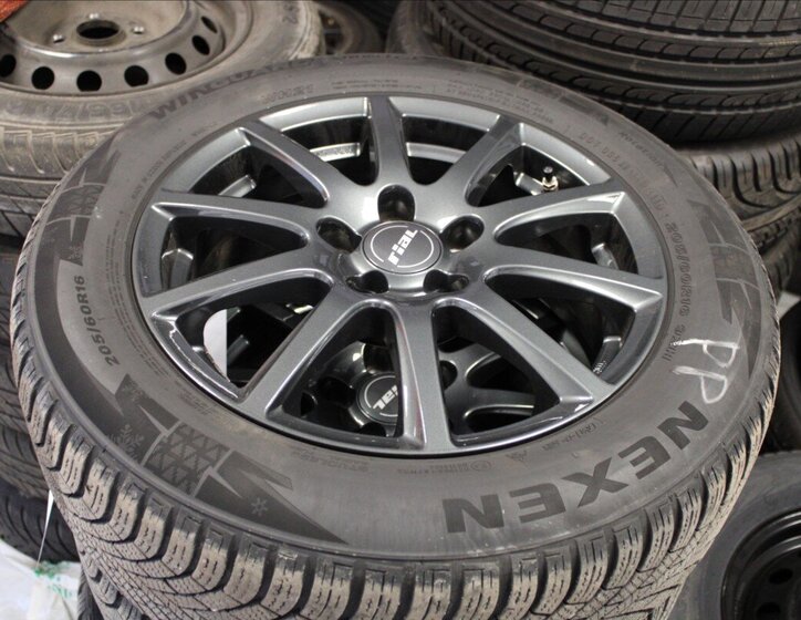 Mazda 3 Hatchback 2,0 l 90 kw