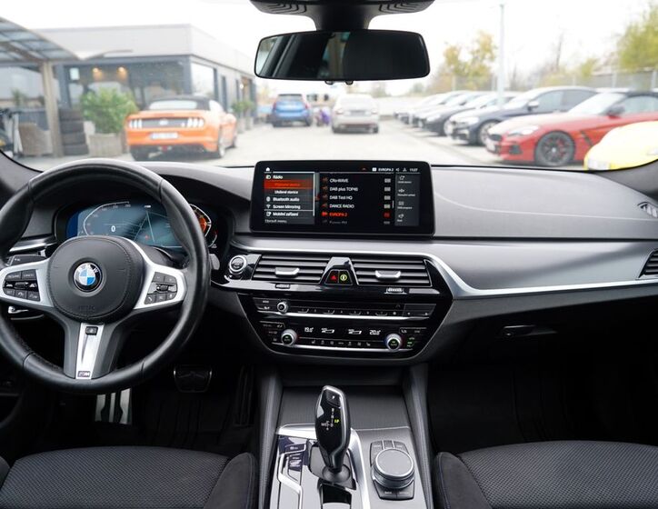 BMW Řada 5 27