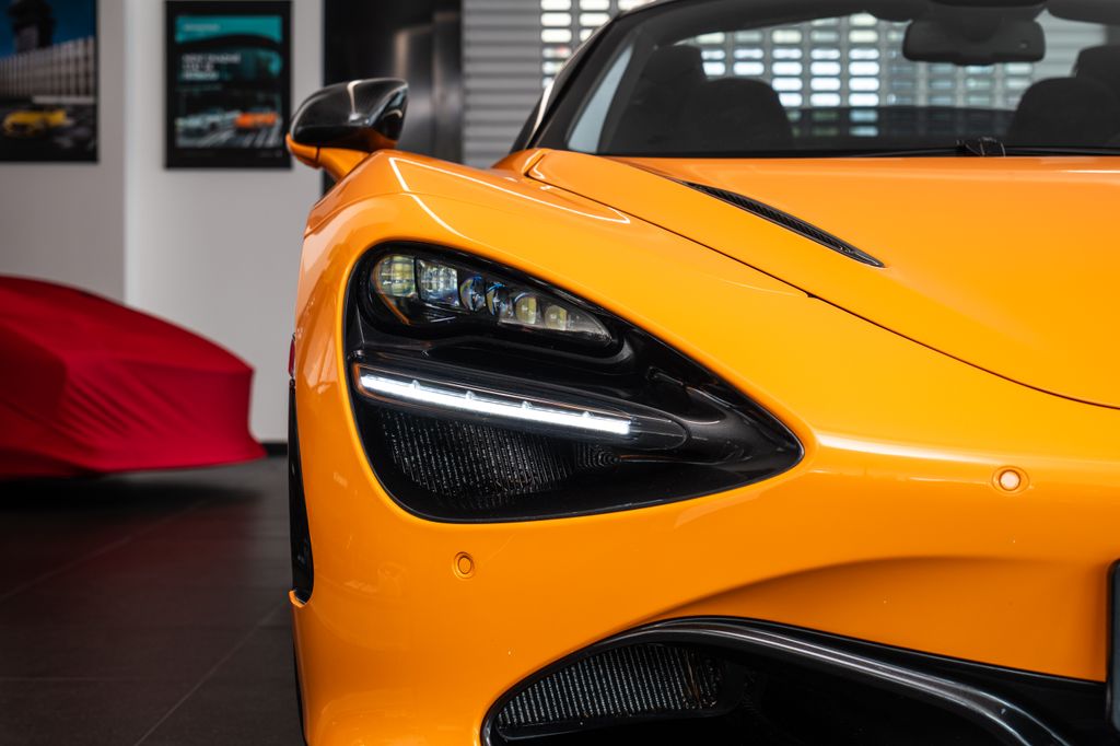 McLaren 720S