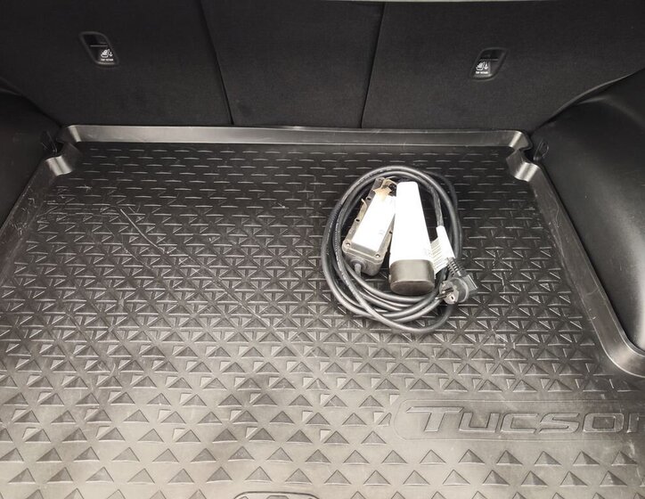 Hyundai Tucson SUV 1,6 l 195 kw