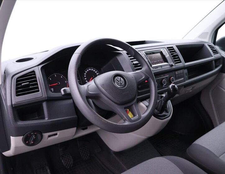 Volkswagen Transporter Skříň 2,0 l 75 kw