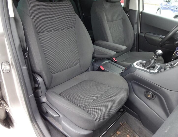 Peugeot 5008 MPV 1,6 l 115 kw