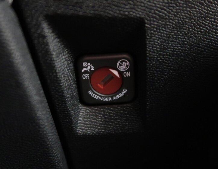 Peugeot 3008 SUV / Terénní 1,2 l 100 kw