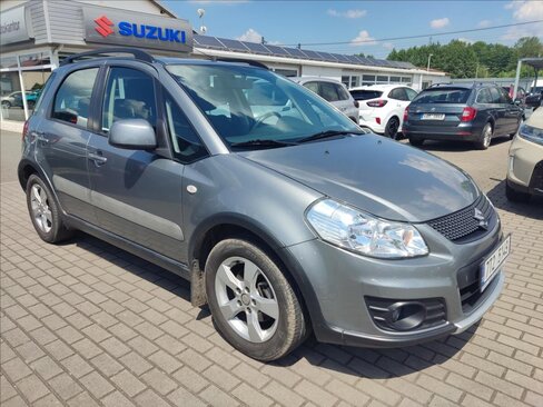 Suzuki SX4 Hatchback 1,6 l 88 kw