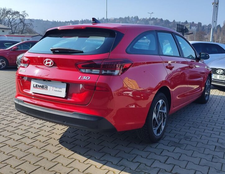 Hyundai i30 Kombi 1,5 l 103 kw