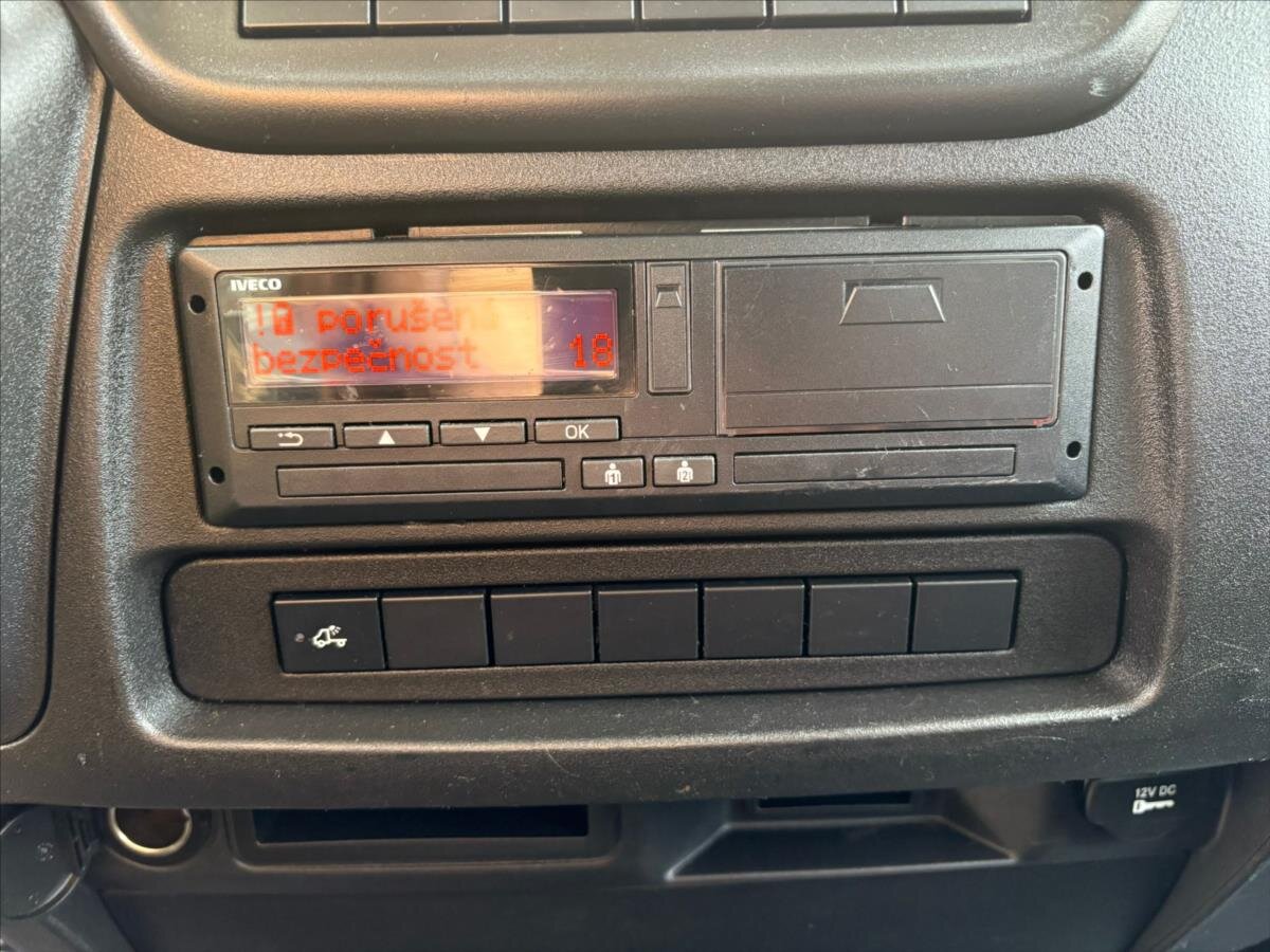 Iveco Ostatní Skříň 3,0 l 132 kw