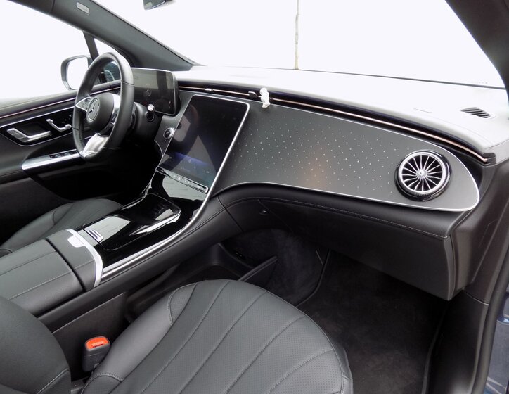 Mercedes-Benz EQE 15