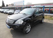 Mercedes-Benz Třídy M SUV / Terénní 3,0 l 165 kw