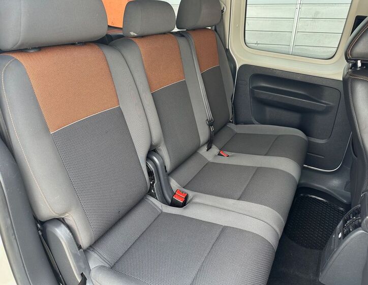 Volkswagen Caddy 26