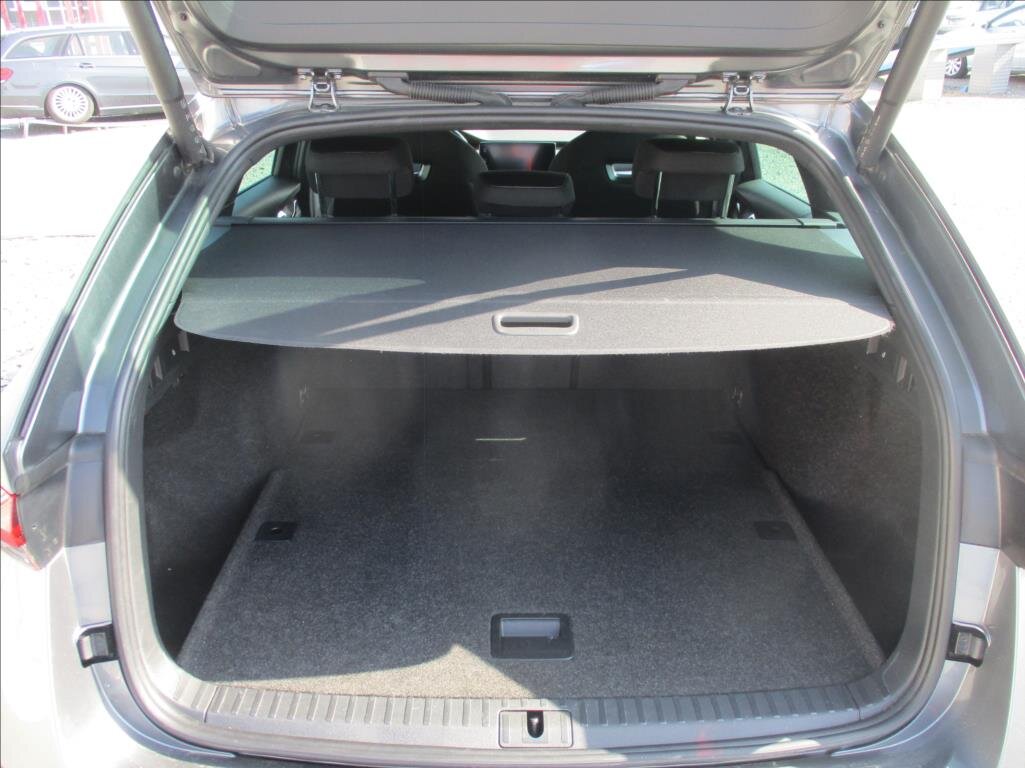 Škoda Octavia Kombi 1,5 l 110 kw