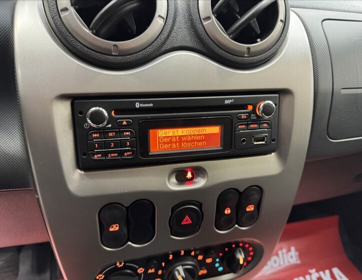 Dacia Duster SUV / Terénní 1,6 l 77 kw