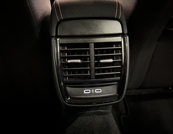 Škoda Kamiq SUV 999,0 85 kw