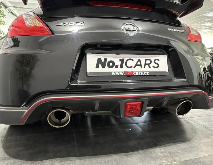 Nissan 370 Z 26
