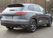 Volkswagen Touareg 5