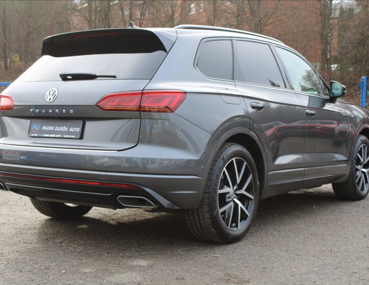 Volkswagen Touareg 5