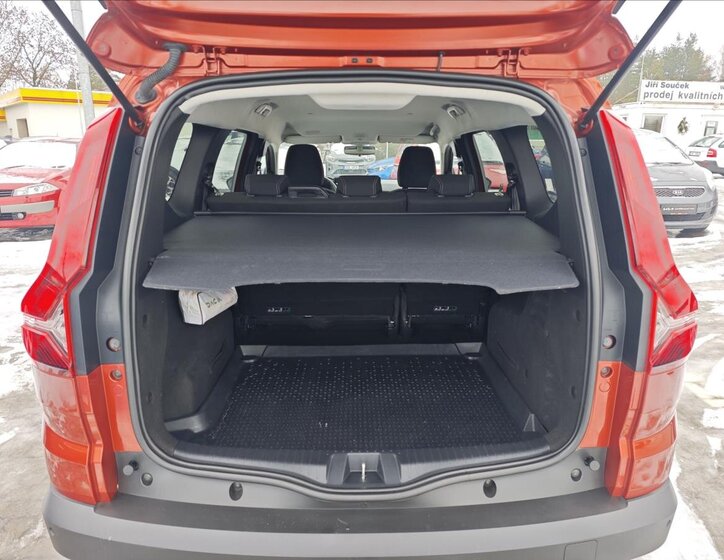 Dacia Jogger Kombi 999,0 67 kw