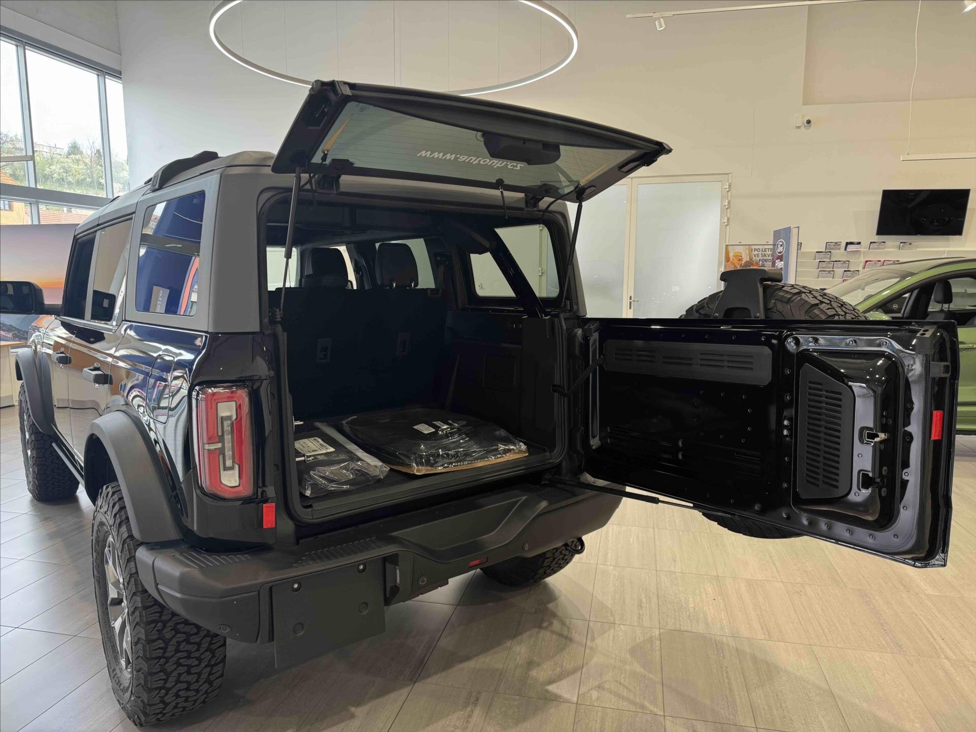 Ford Bronco Ostatní 2,7 l 246 kw