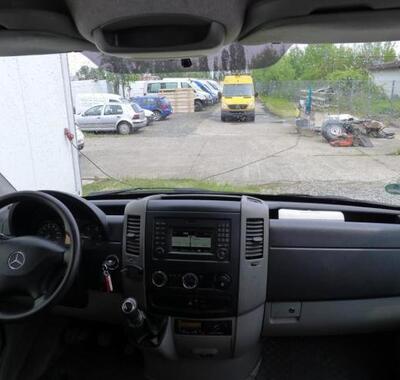 Mercedes-Benz Sprinter 13