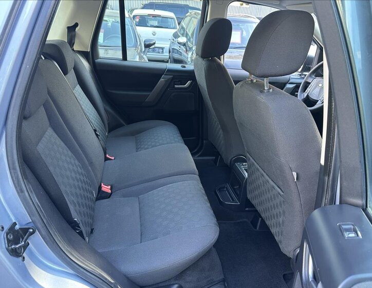 Land Rover Freelander SUV / Terénní 2,2 l 112 kw