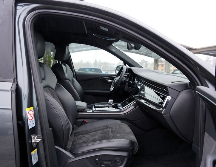 Audi Q7 29