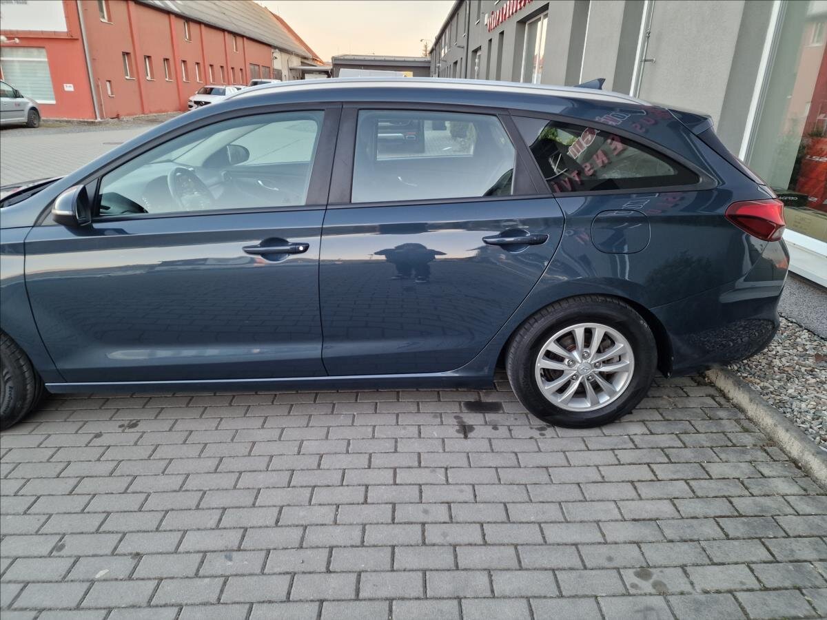 Hyundai i30 Kombi 1,6 l 85 kw