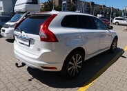 Volvo XC60 4